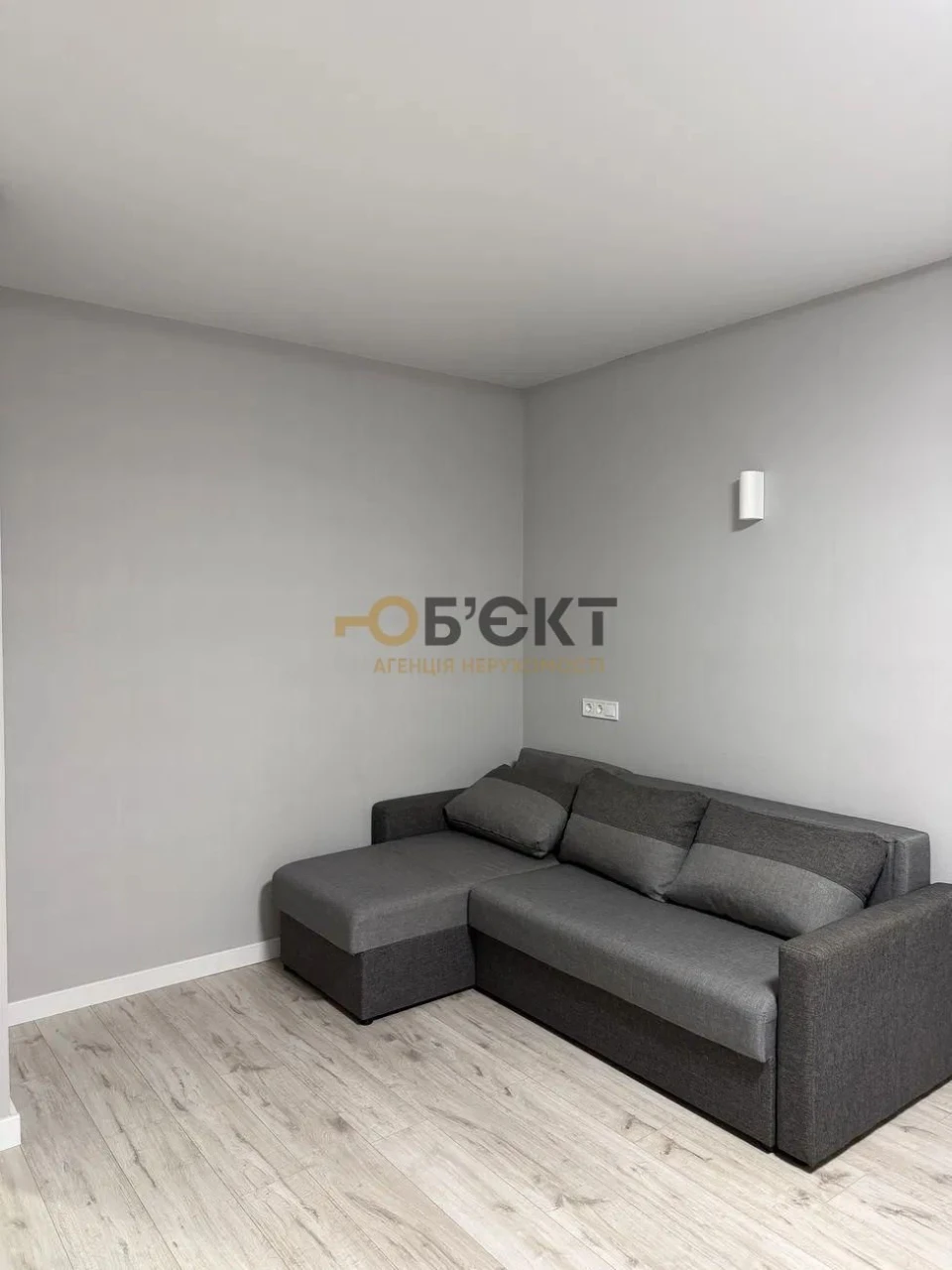 Spacious 1-room apartment for sale, Mira-1 residential complex, 44 m2, EUR