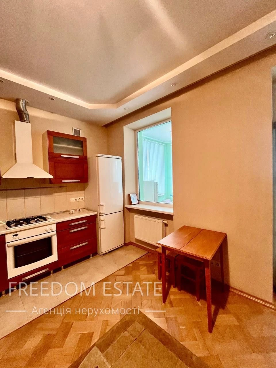 $75 thousand‼️Capital 3-room apartment 87 m2 / Stalinka‼️ Cold