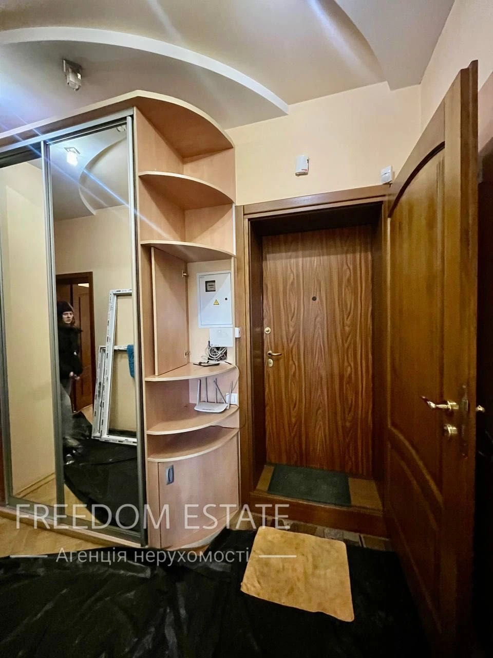 $75 thousand‼️Capital 3-room apartment 87 m2 / Stalinka‼️ Cold