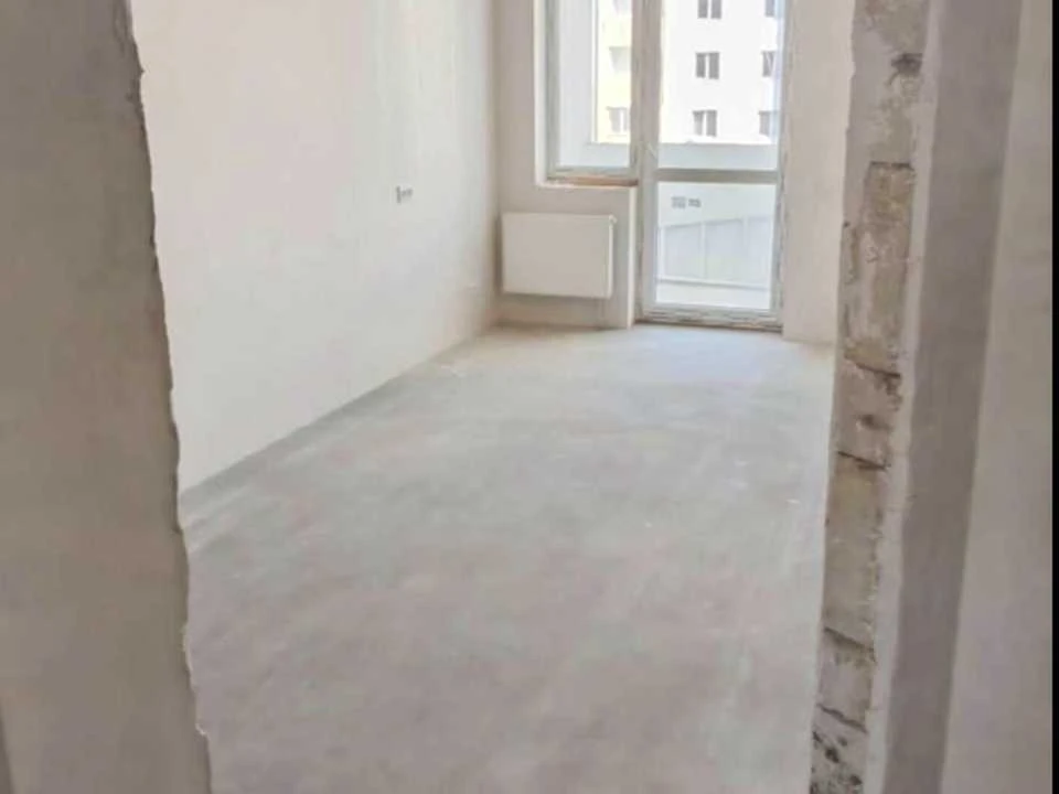 Apartment. Kharkiv, Myru St.