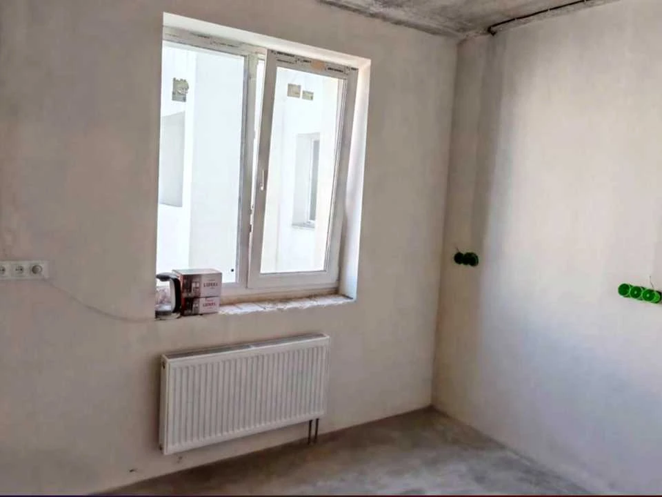Apartment. Kharkiv, Myru St.