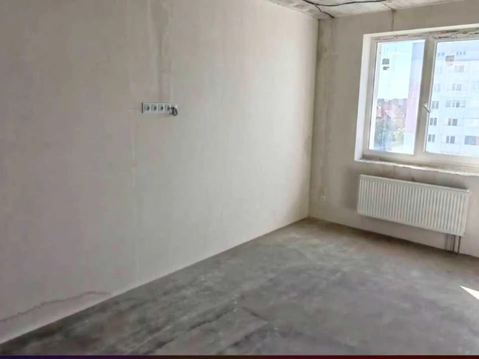 Apartment. Kharkiv, Myru St.