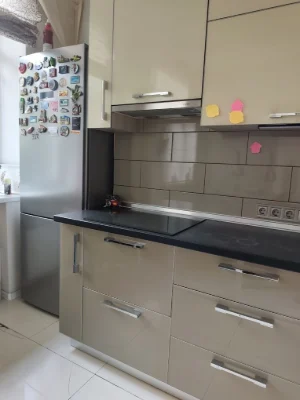Selling a 3-room apartment in the center of Kharkov!