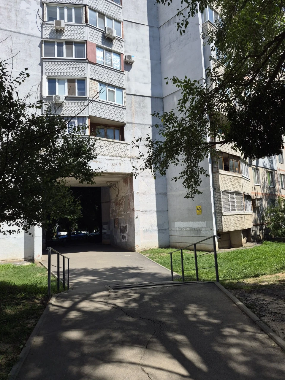 LS13 Alekseevskaya metro station, 1 apartment on the 3rd floor for sale.