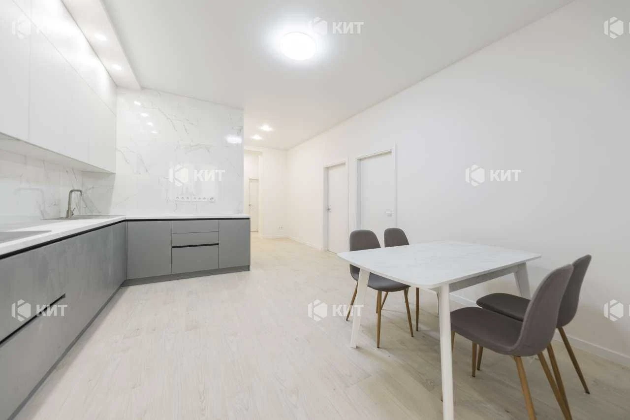 3 rooms, 95.8 sq. m. Povstannya (Uprising, Defenders of Ukraine, Residential Complex Iskry
