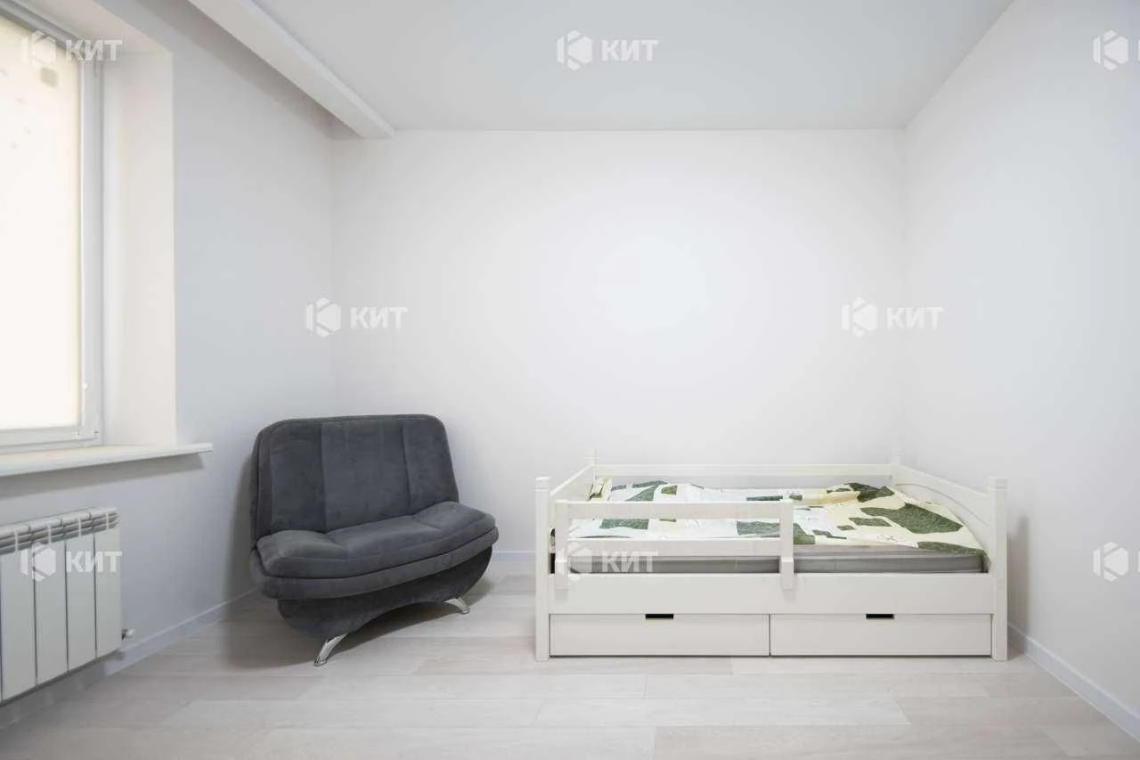 3 rooms, 95.8 sq. m. Povstannya (Uprising, Defenders of Ukraine, Residential Complex Iskry