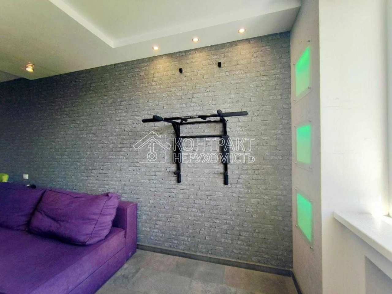 For sale, 3-room apartment. 128A, Heroyiv Kharkiv Ave.