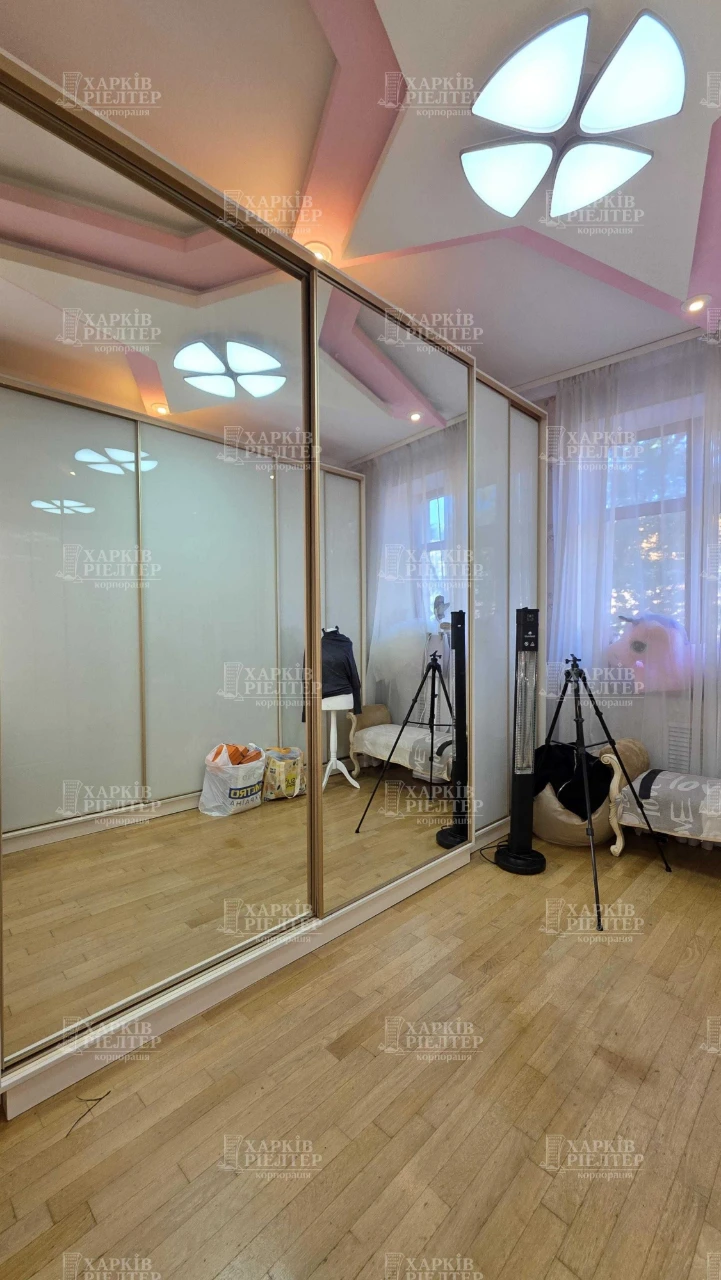 NN S4 Продам 3 комнатную квартиру 110 кв.м. новострой ремонт