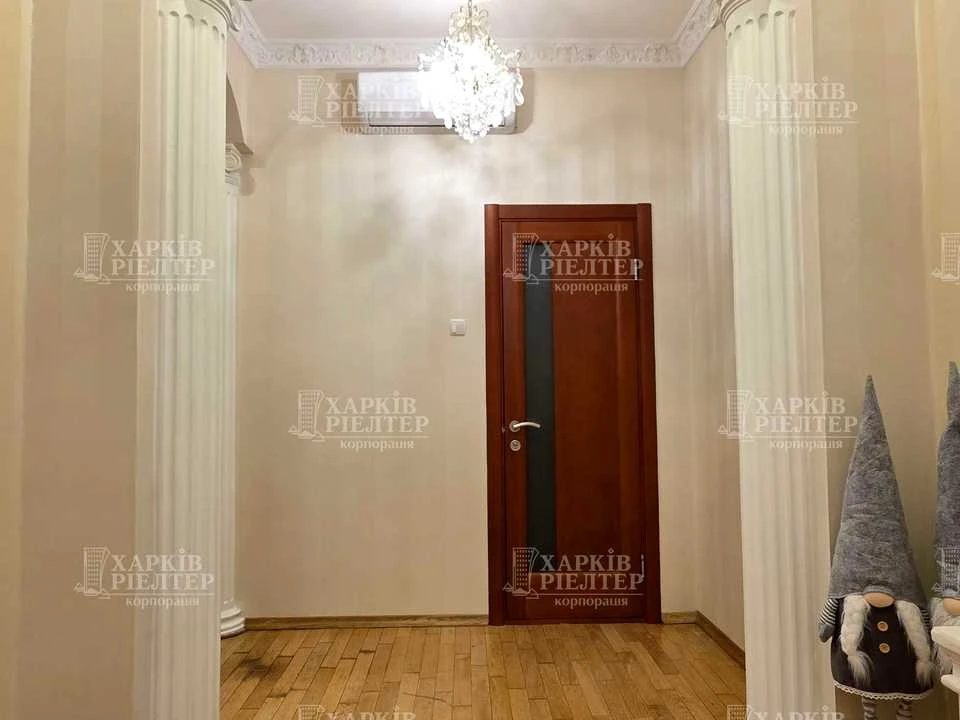 Apartment. Kharkiv, Kyrgyzka St.