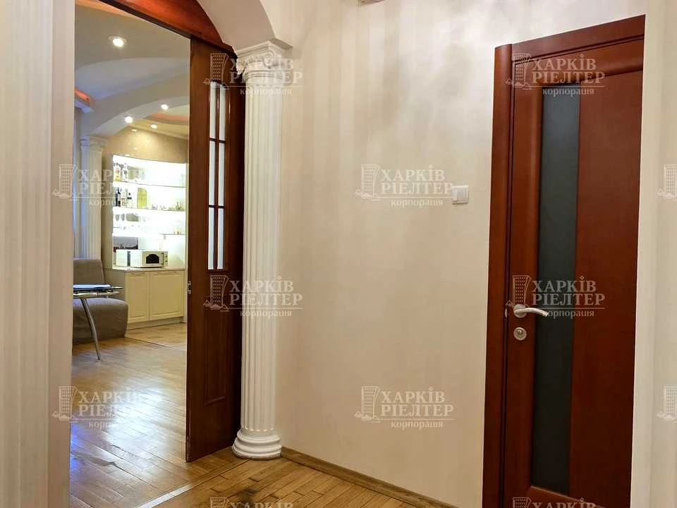 Apartment. Kharkiv, Kyrgyzka St.