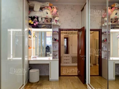 Apartment. Kharkiv, Kyrgyzka St.