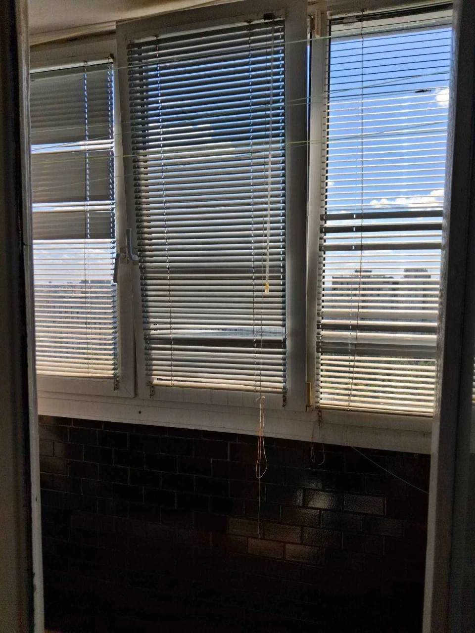Urgent sale of 3-room apartment with a view, Alekseevka, Pobed
