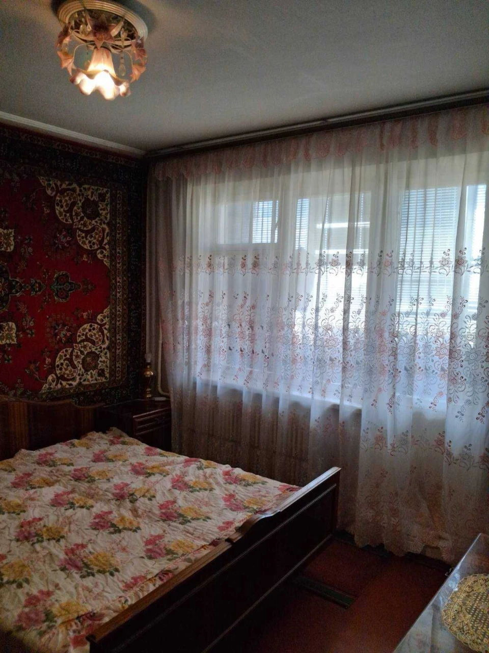 Urgent sale of 3-room apartment with a view, Alekseevka, Pobed