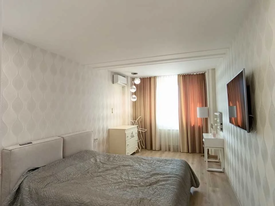 Apartment. Kharkiv, Myroslava Mysly St. (Tsilinogradska)