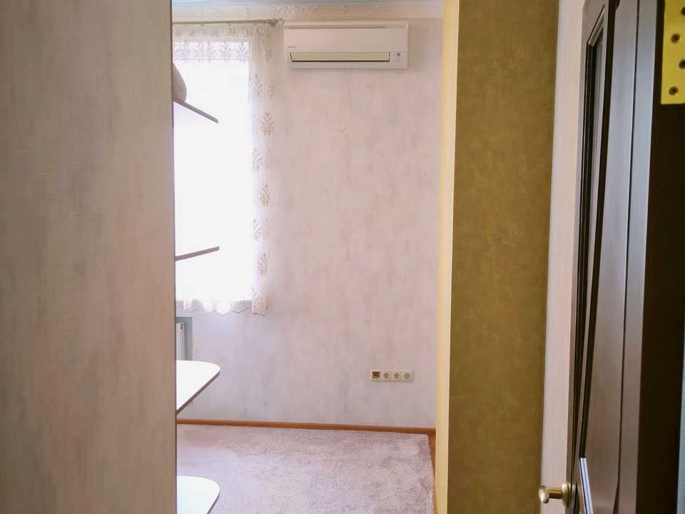 Apartment. Kharkiv, Gvardeytsiv-Shyronintsiv st.