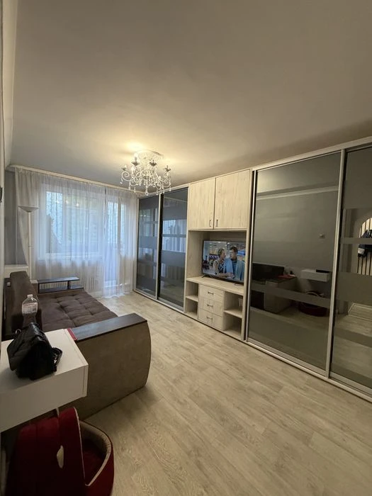 Two-room apartment for sale. Airport.