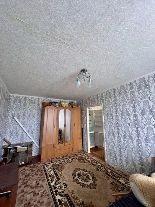 For sale: 2-bedroom studio apartment, 34 m2, Stroitelnaya St., 29, Yar. Mu metro station