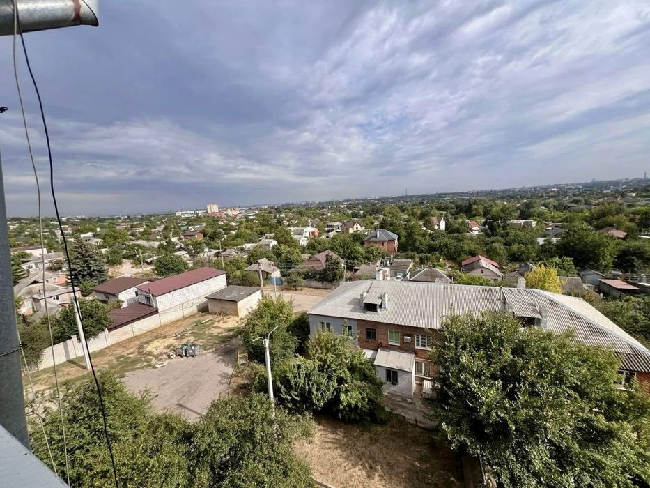 For sale: 2-bedroom studio apartment, 34 m2, Stroitelnaya St., 29, Yar. Mu metro station