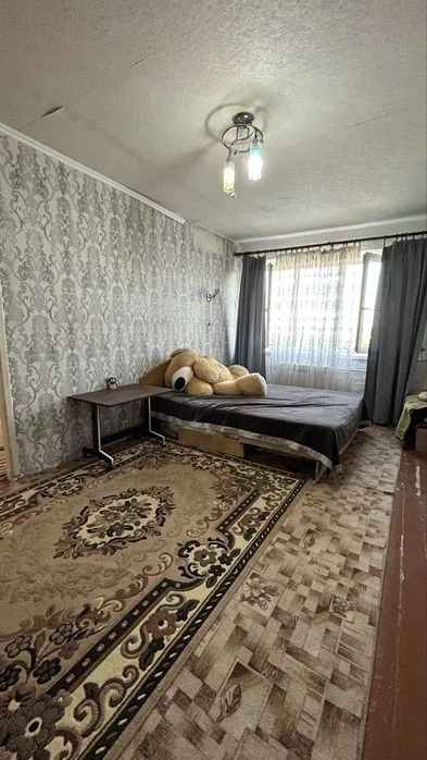 For sale: 2-bedroom studio apartment, 34 m2, Stroitelnaya St., 29, Yar. Mu metro station
