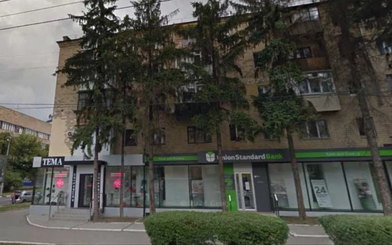 Nauki 32! One-bedroom apartment for sale, 32 m2, ready for renovation. 2/5