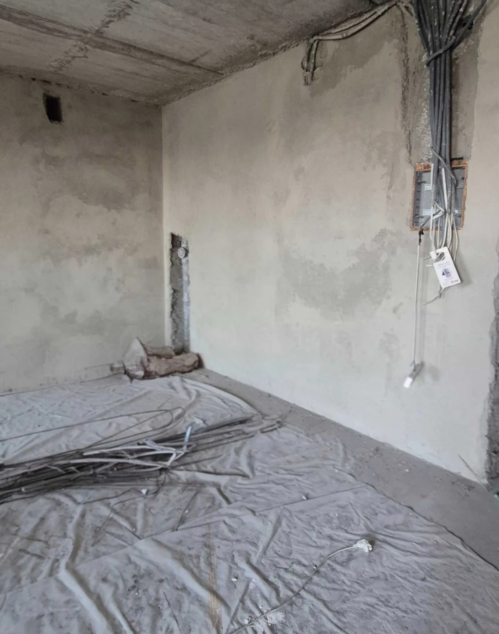 I am selling a 4-room, two-story apartment in the residential complex "Rohansky",