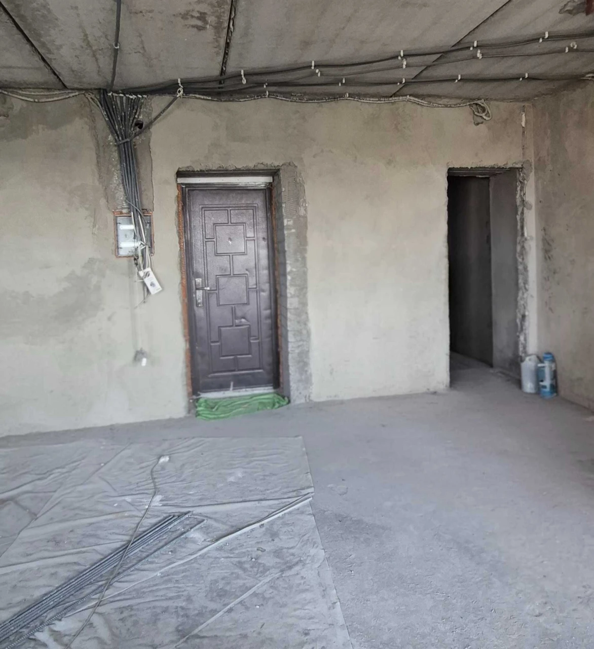 I am selling a 4-room, two-story apartment in the residential complex "Rohansky",