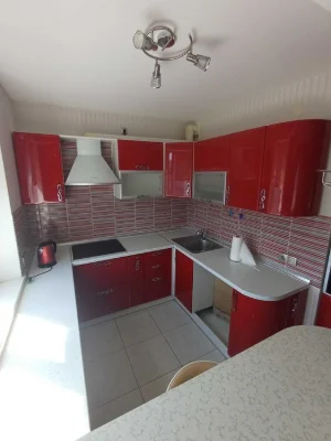 EX! Two-room apartment for sale with major renovations near Maselskogo metro station.