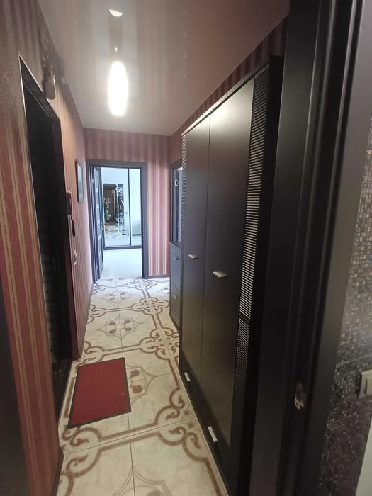 EX! Two-room apartment for sale with major renovations near Maselskogo metro station.