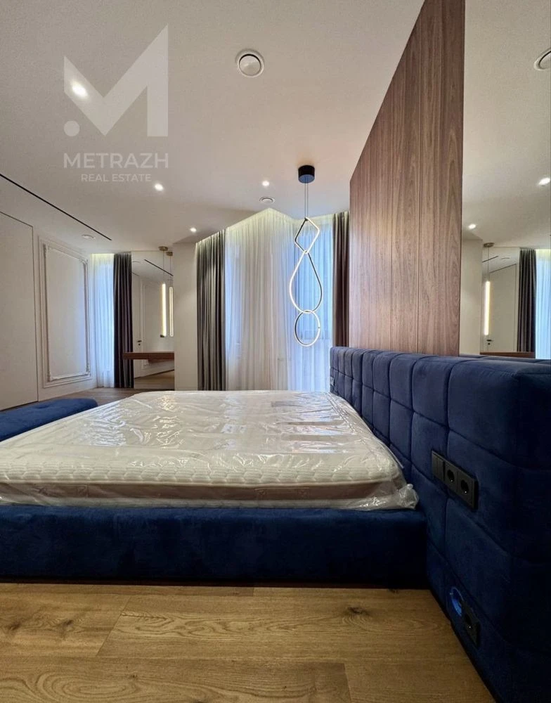 ‼️AZARIN RC‼️ THE BEST APARTMENT in Kharkov! 200 m2! THREE BEDROOMS