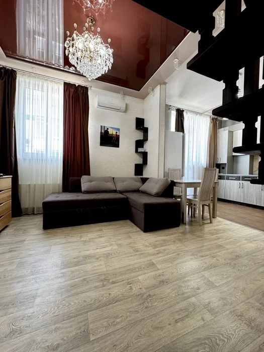 Selling a two-level apartment with an attic in the Zhuravlevsky residential complex.
