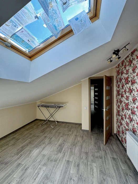 Selling a two-level apartment with an attic in the Zhuravlevsky residential complex.