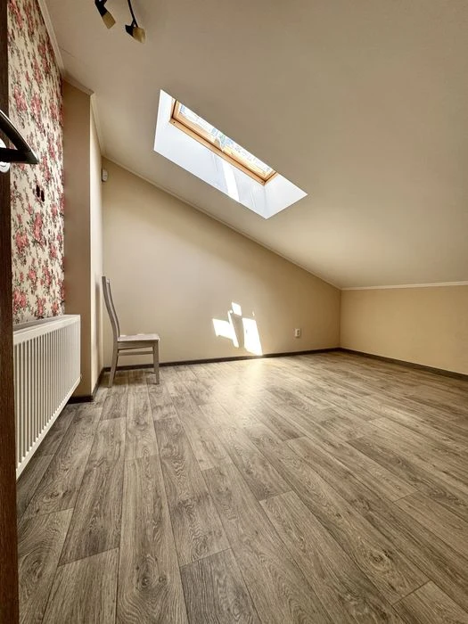 Selling a two-level apartment with an attic in the Zhuravlevsky residential complex.