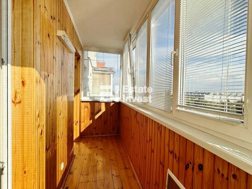 Apartment. Kharkiv, Traktorostudivnyky ave., (94v)