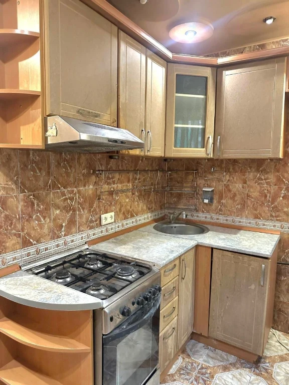 I will sell 2 apartments near Studencheskaya metro station or Saltovskaya metro station,