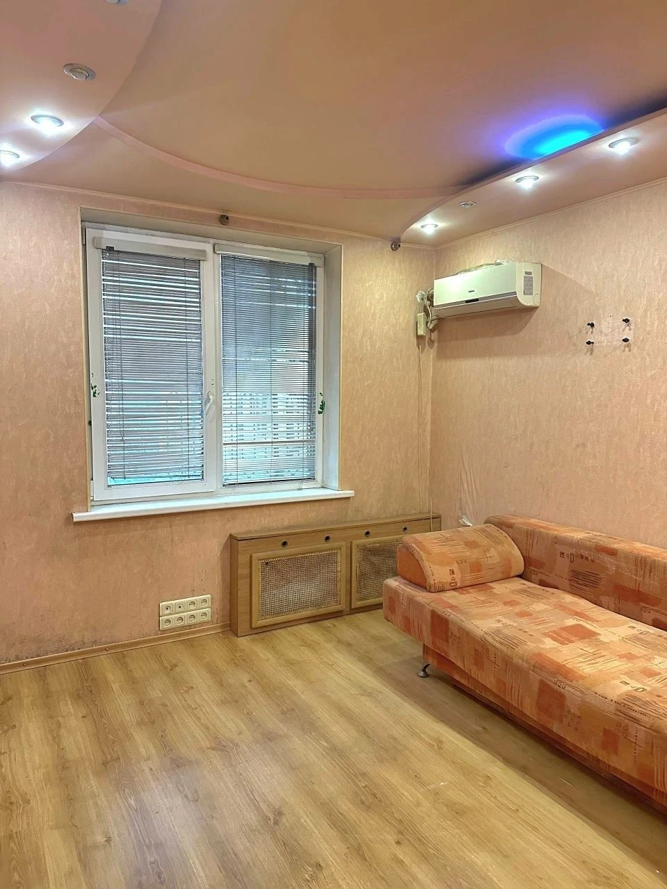 Продам 2 квартиру метро Студенческая или метро Салтовская, у