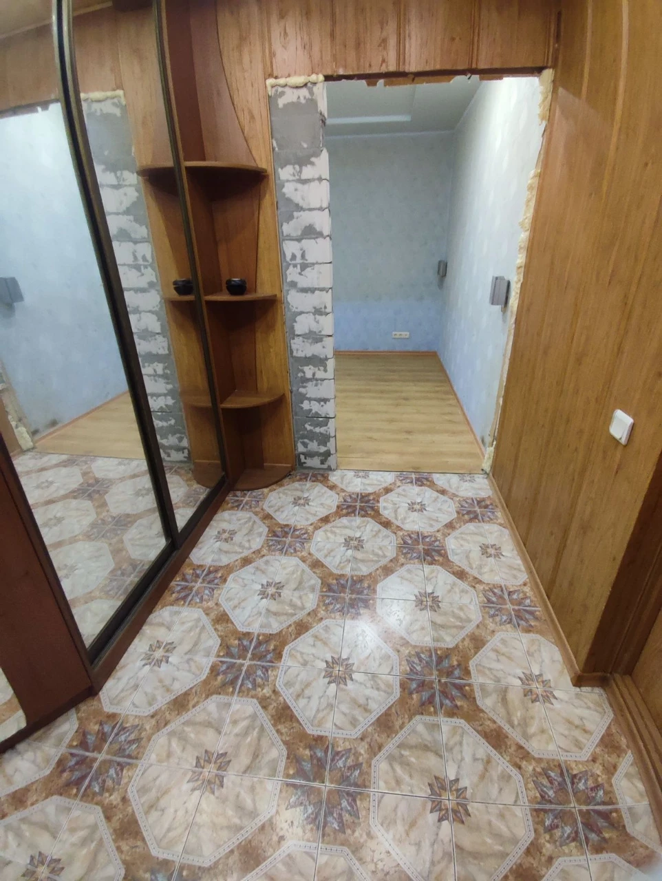 Продам 2 квартиру метро Студенческая или метро Салтовская, у