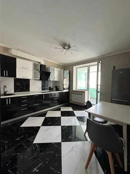 For sale 3-room apartment 124m2 in residential complex Zaleska, Pavlivka district (17621)