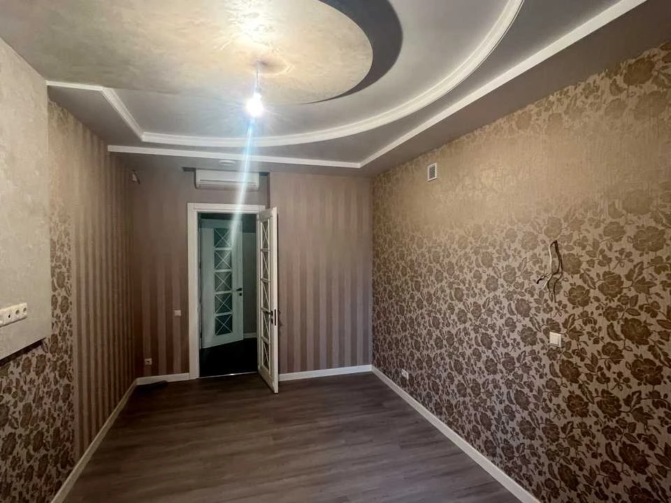 Apartment. Kharkiv, Yevgeniya Yenina St. (Bakulina)