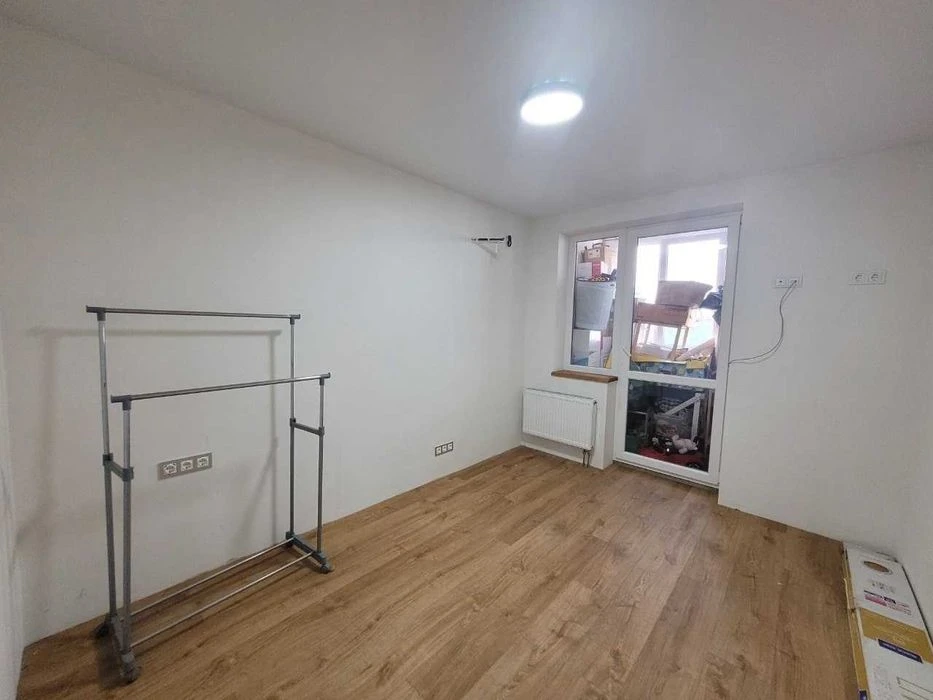 Cozy 3-room apartment in the Mira residential complex, 3 minutes from the KhTZ metro station (405214)