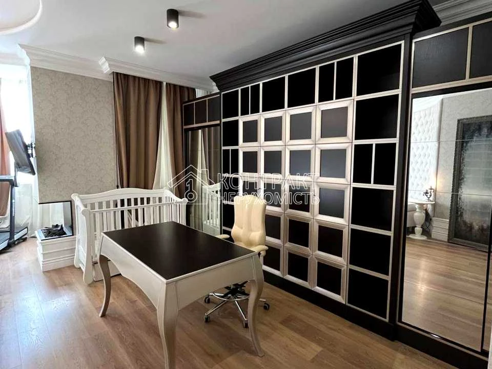 Apartment. Kharkiv, Olympic Street.