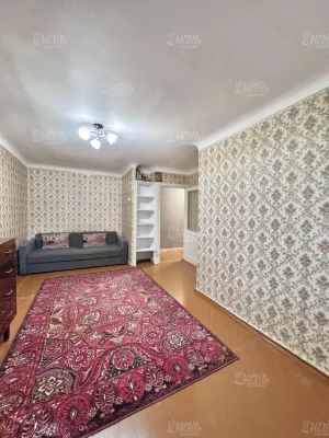 D1L 1-room apartment for sale in a brick house next to