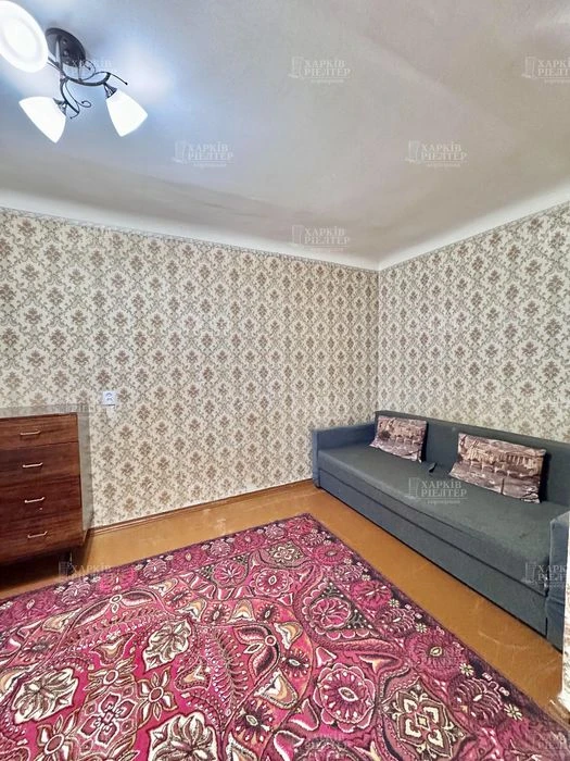 D1L 1-room apartment for sale in a brick house next to