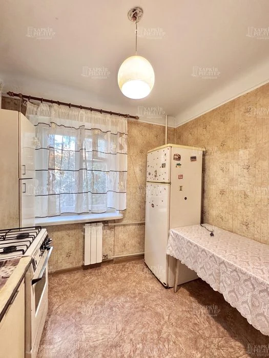 D1L 1-room apartment for sale in a brick house next to