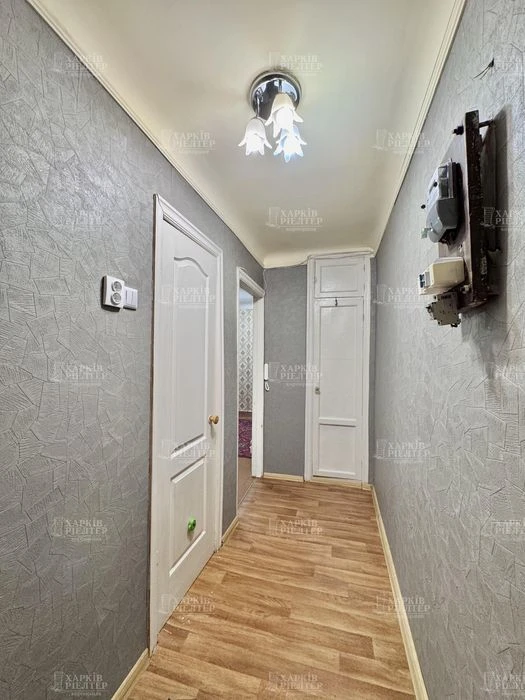 D1L 1-room apartment for sale in a brick house next to