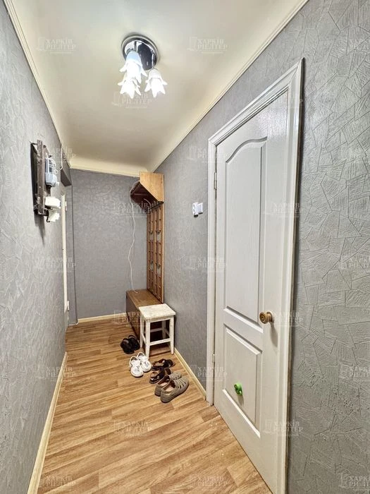 D1L 1-room apartment for sale in a brick house next to