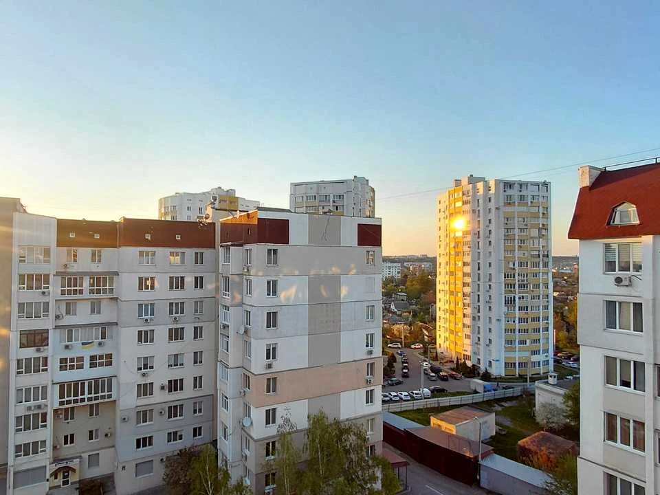 Apartment. Kharkiv, Heroiv Kharkova Ave. (Moskovskiy)