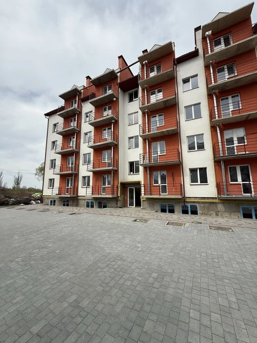 Продаж чорнова 2-х кімнатної.