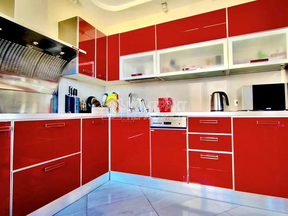 Apartment. Kharkiv, Heroiv Kharkova Ave. (Moskovskiy)