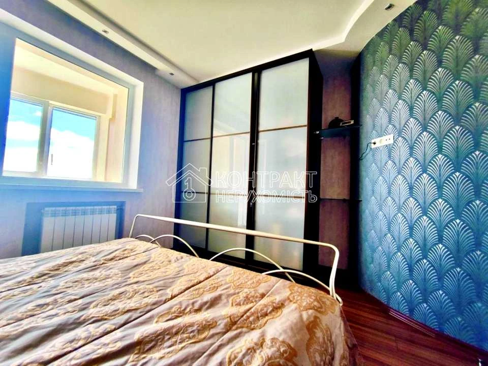 Apartment. Kharkiv, Heroiv Kharkova Ave. (Moskovskiy)