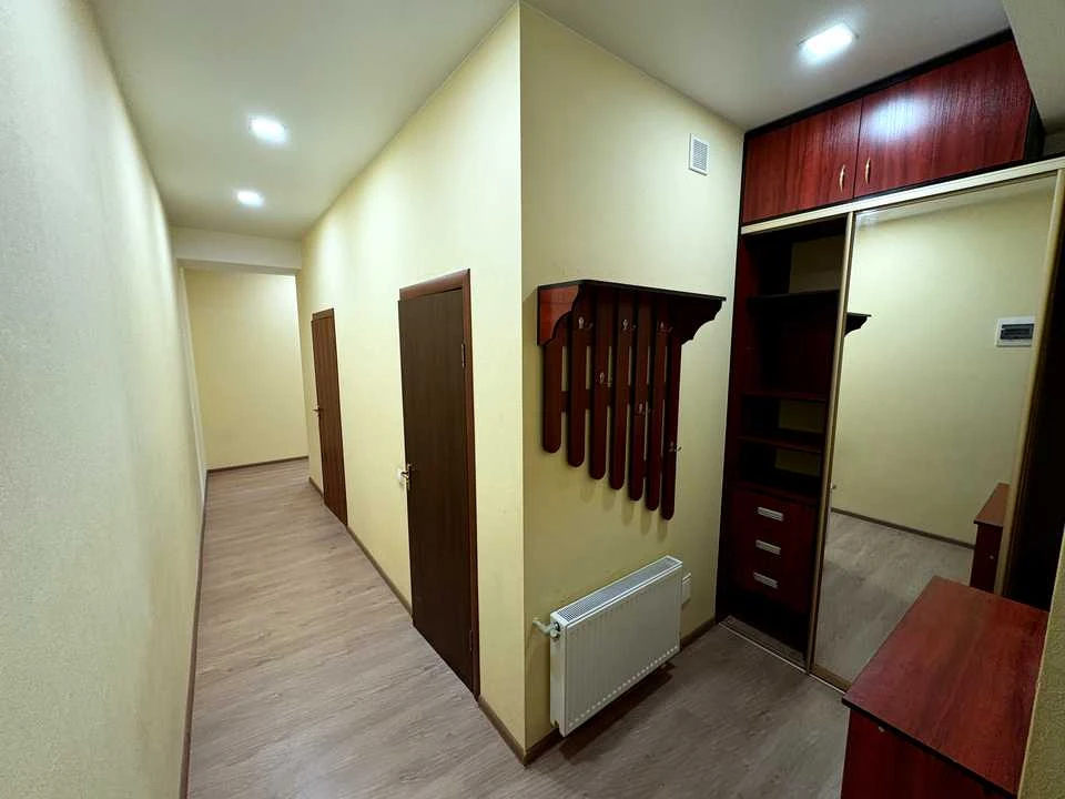 Apartment. Kharkiv, Dmytrivska St., (Building 1)